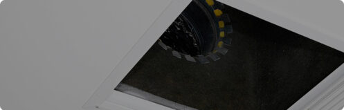 Open air duct in a ceiling